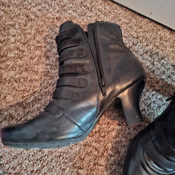 Hush Puppies Black Heeled Boots - Picture 2 of 5